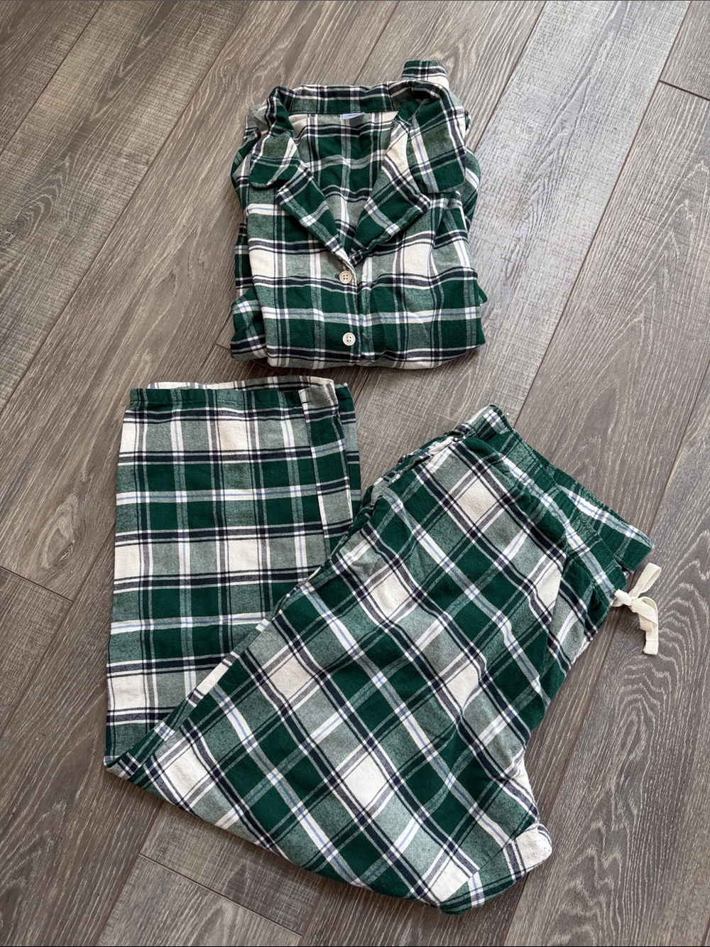 Amazon Essentials Green and White Plaid Pajama Set